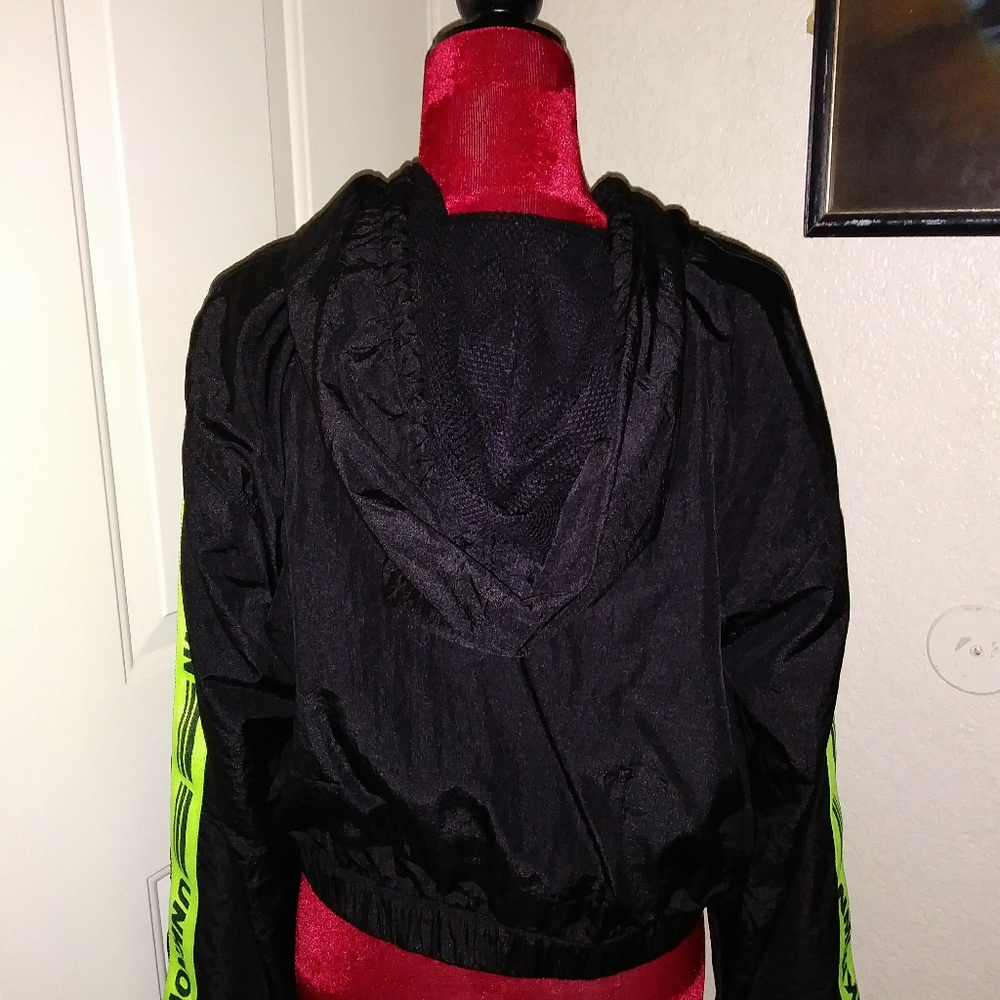 Jacket - Picture 3 of 5